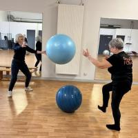 Gym douce avec ballon